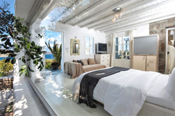 NEW BEDROOM 2 SUITE 3 MANU